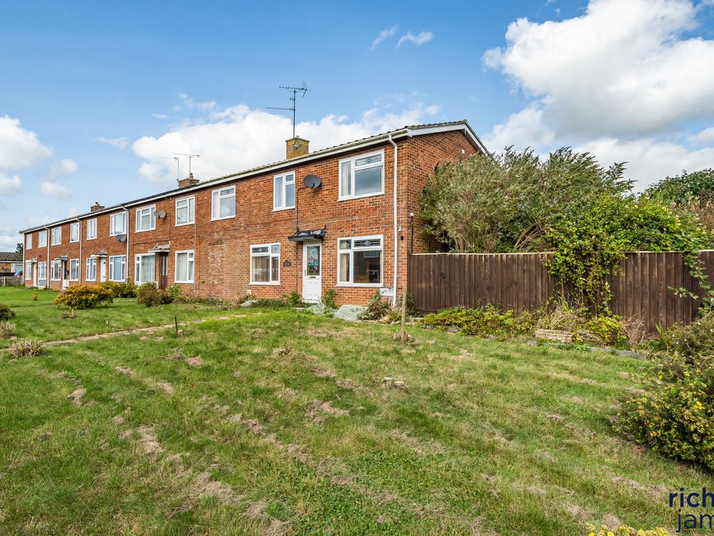 4 bed end terrace house for sale in Lime Kiln, Royal Wootton Bassett