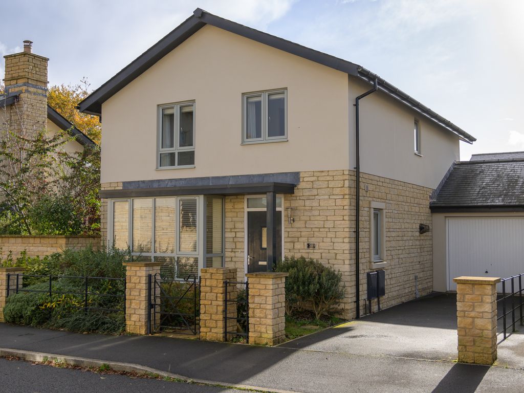 4 bed linkdetached house for sale in Beckford Drive, Lansdown, Bath