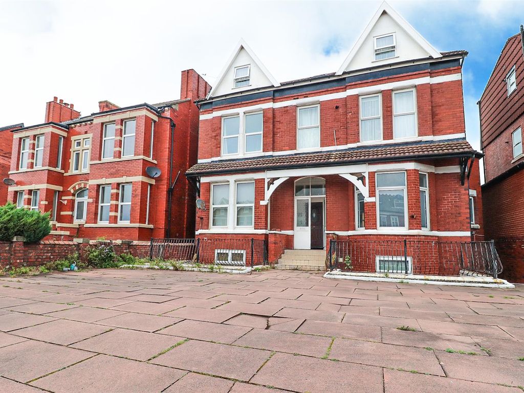2 bed flat for sale in Leyland Road, Southport PR9, £80,000 Zoopla