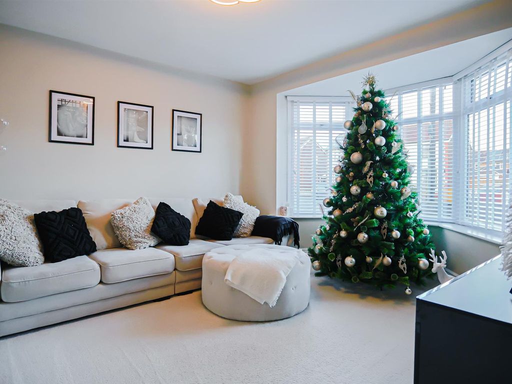 3 bed semidetached house for sale in Rake Lane, Clifton, Swinton