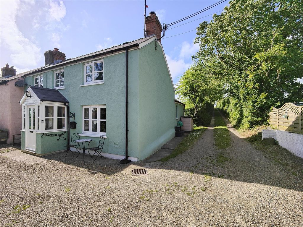 3 bed end terrace house for sale in Summerhill, Letterston