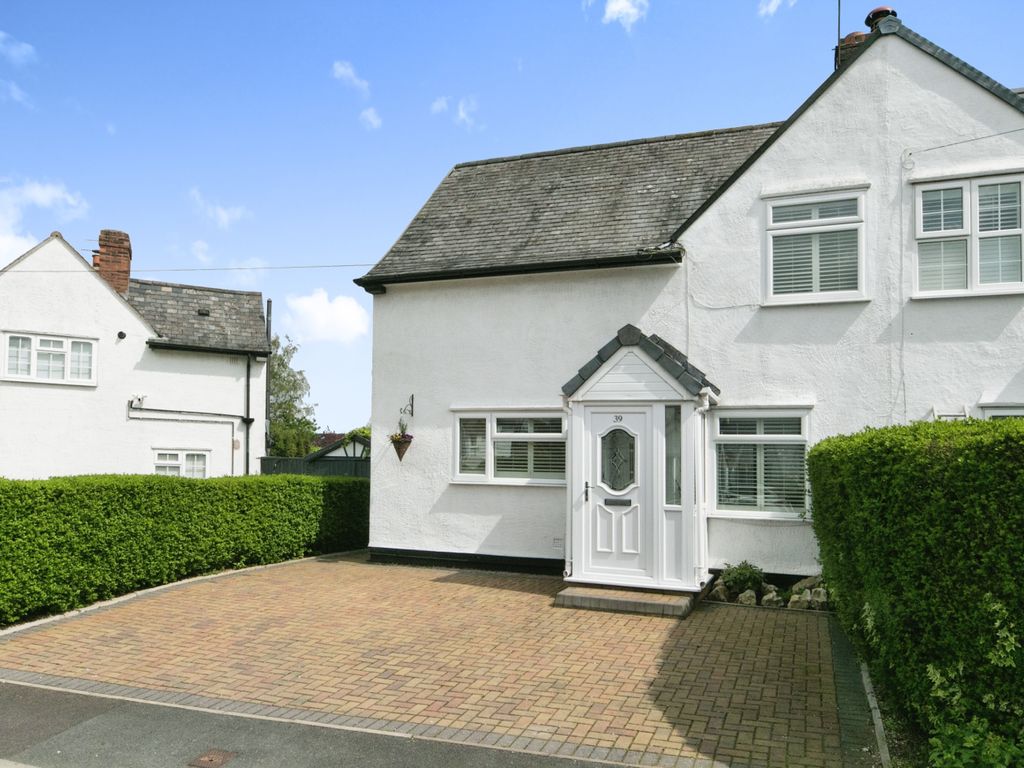 2 bed semidetached house for sale in Ffordd Estyn, Wrexham LL11 Zoopla