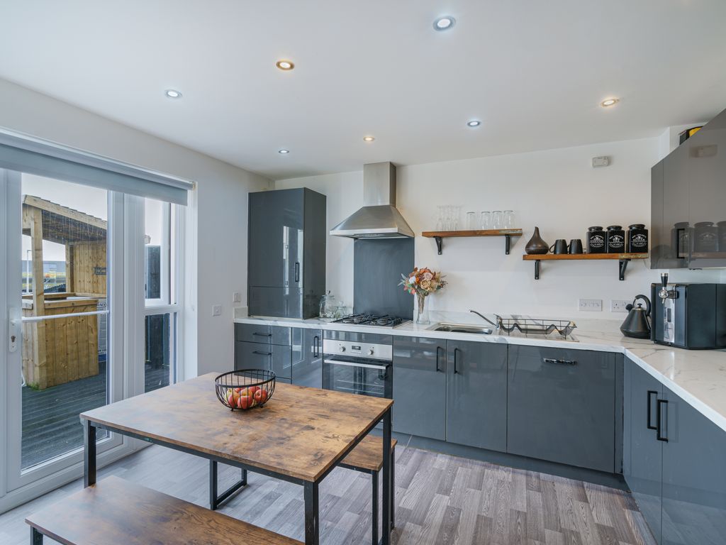 3 bed terraced house to rent in Loirston Road, Cove Bay, Aberdeen AB12 Zoopla