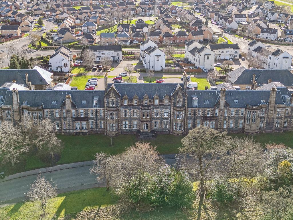 2 bed flat for sale in Parklands View, Crookston, Glasgow G53, £155,000