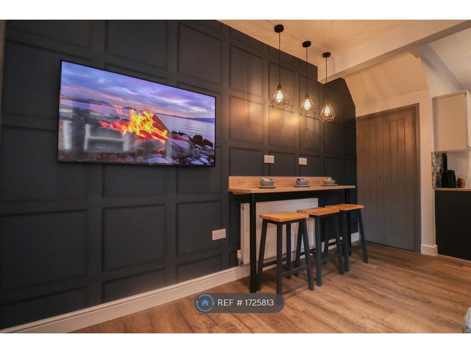 Room to rent in Evesham Road, Leicester LE3 Zoopla