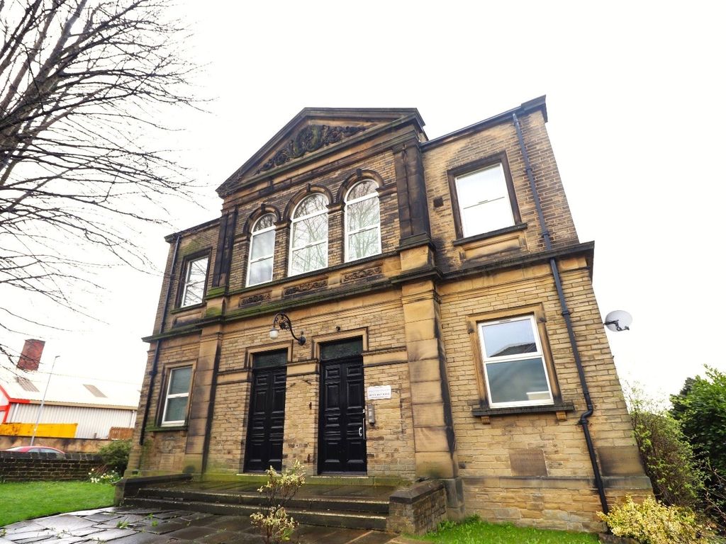 2 bed flat to rent in Littlemoor Road, Pudsey, West Yorkshire, UK LS28 Zoopla