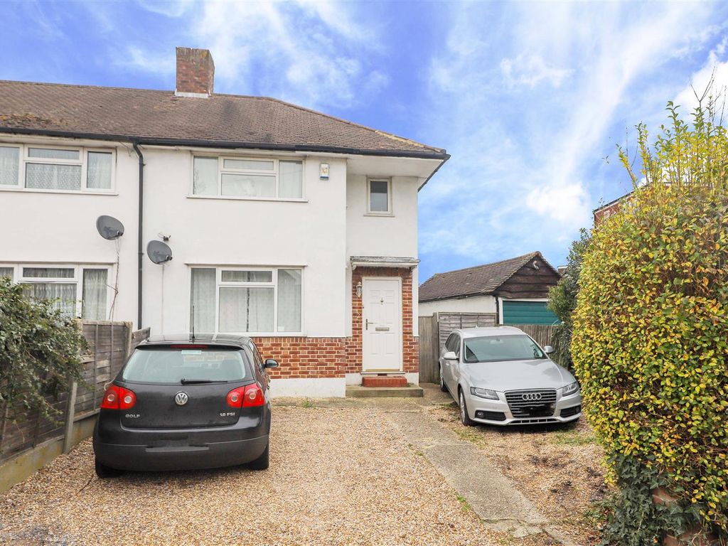 3 bed end terrace house for sale in Dudley Drive, Ruislip HA4, £499,000