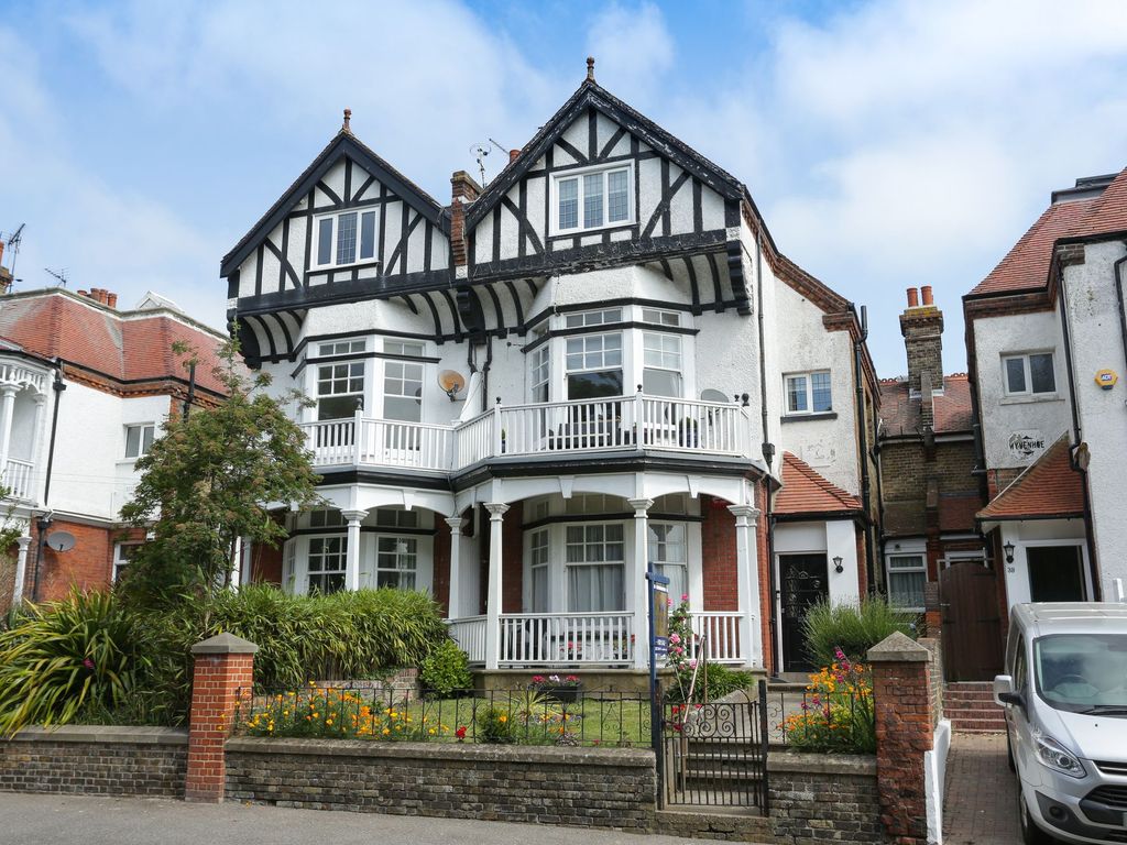 4 bed terraced house for sale in Park Road, Ramsgate CT11 Zoopla