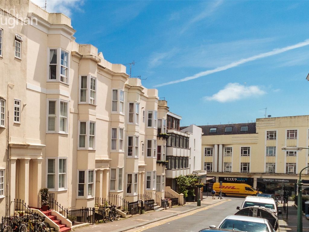 2 bed flat to rent in Lansdowne Street, Hove BN3, £1,450 pcm Zoopla