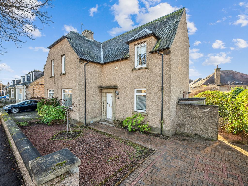 3 bed semidetached house for sale in Tullibody Road, Alloa