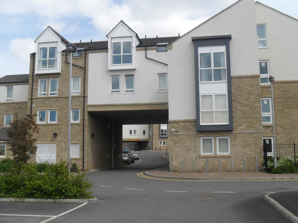1 bed flat to rent in 289 Otley Road, Bradford BD3, £525 pcm Zoopla