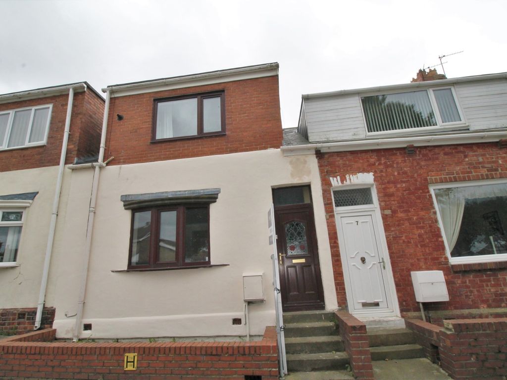 2 bed terraced house for sale in Regent Street, HettonLeHole