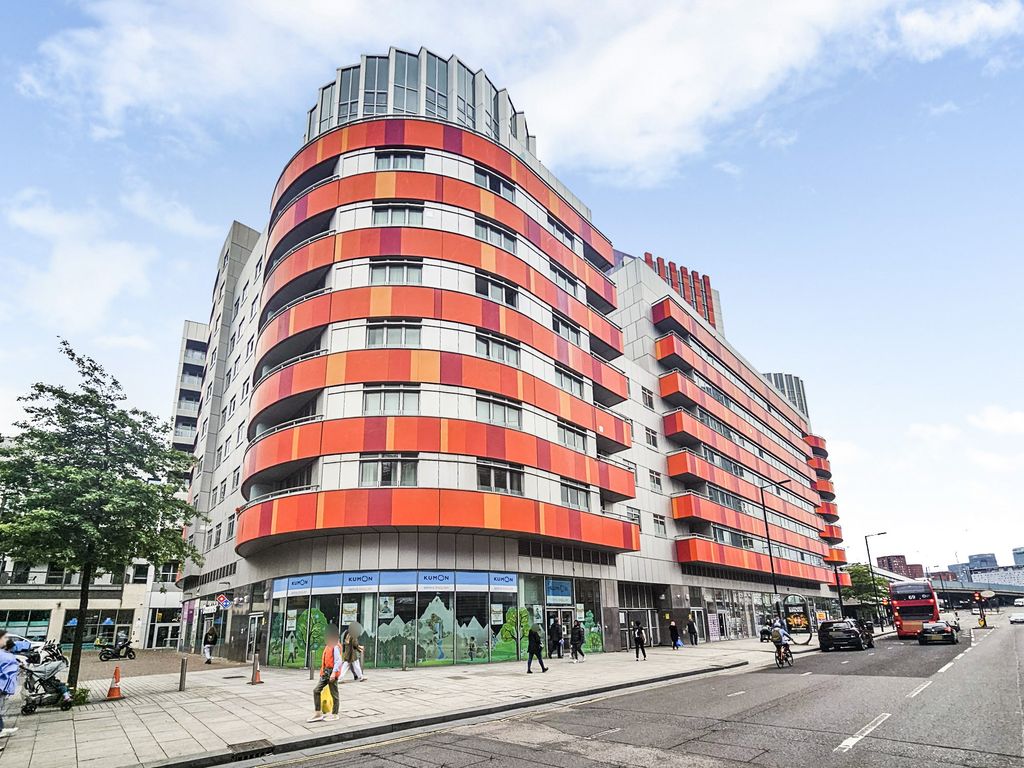 2 Bed Flat For Sale In Canning Town London E16 424 950 Zoopla