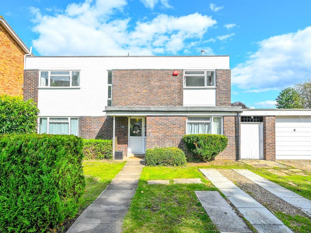 5 bed semidetached house for sale in Ashburnham Road, Ham, Richmond