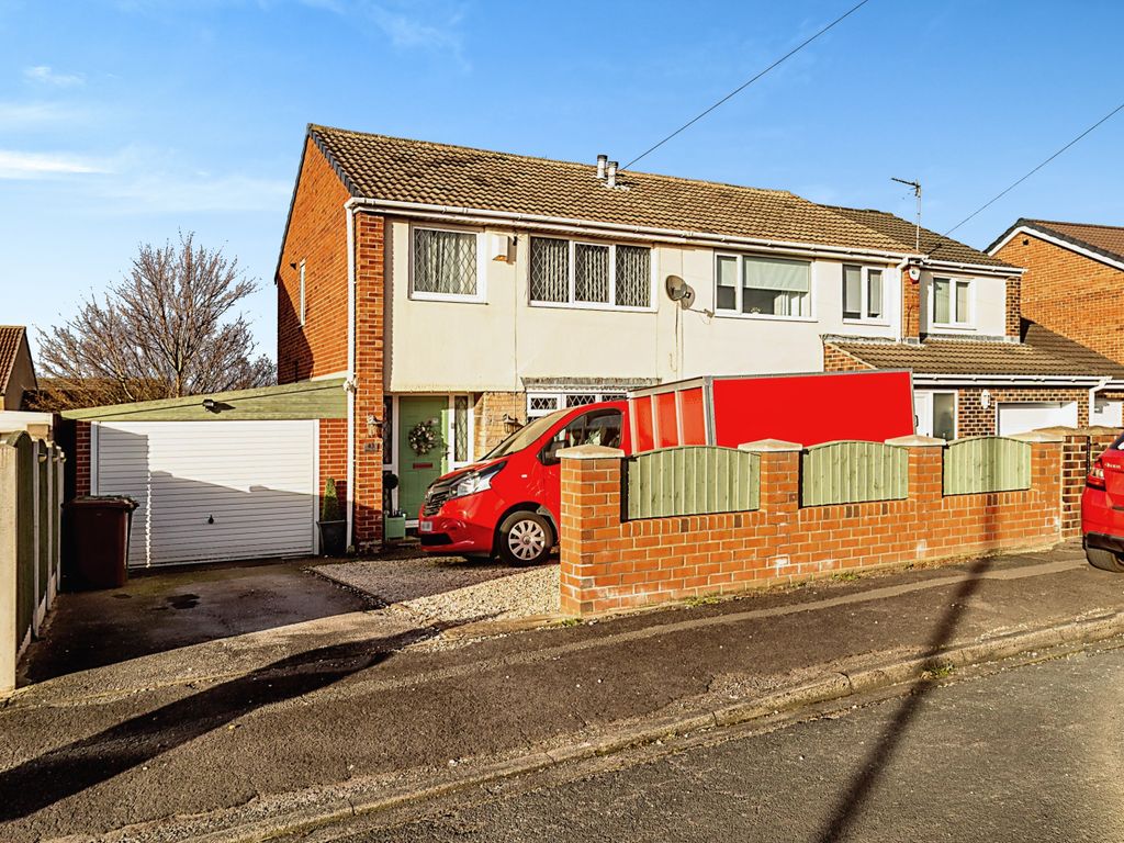 3 bed semidetached house for sale in Shelley Drive, Knottingley WF11