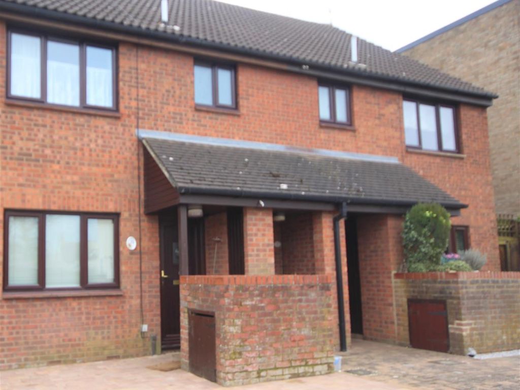 1 bed flat to rent in Queen Street, Warley, Brentwood CM14 Zoopla