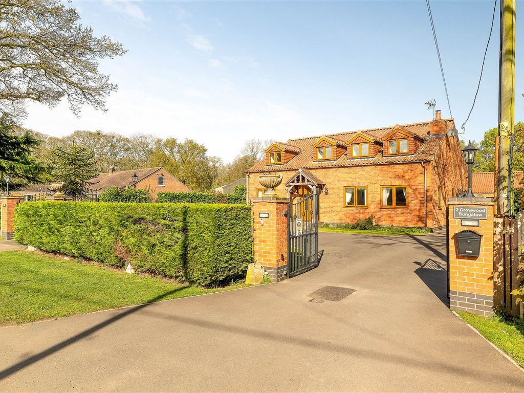 5 bed detached house for sale in 2 Crow Wood Bungalow, Brown Wood Lane