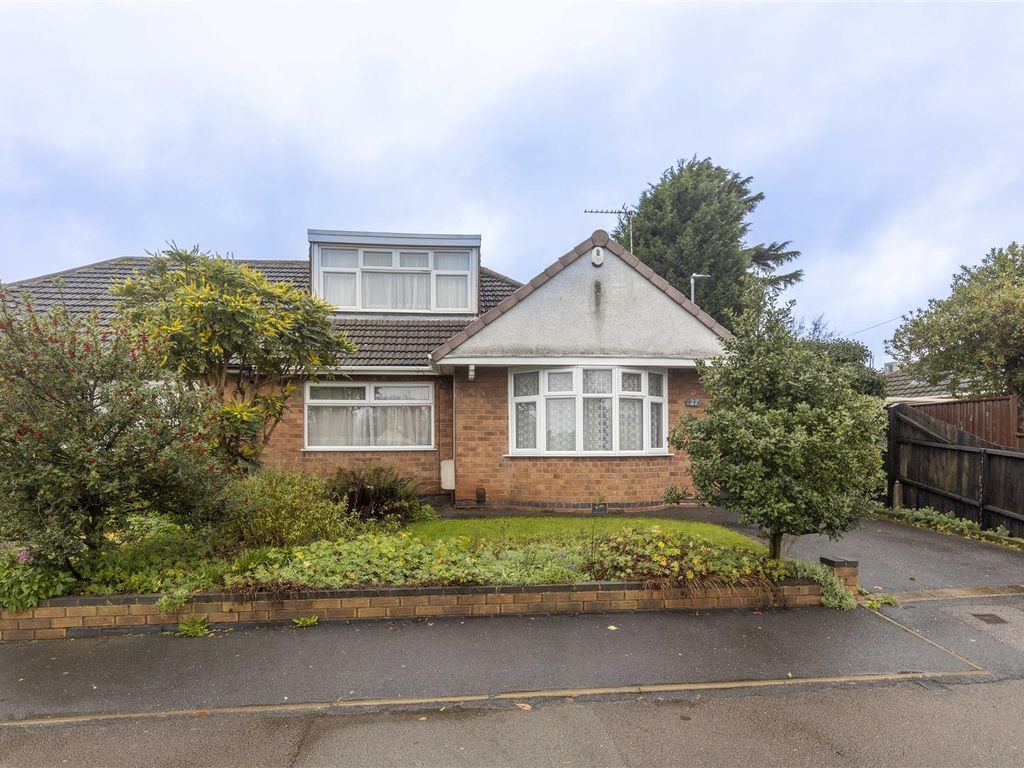 2 bed semidetached house for sale in Chestnut Avenue, Oadby, Leicester