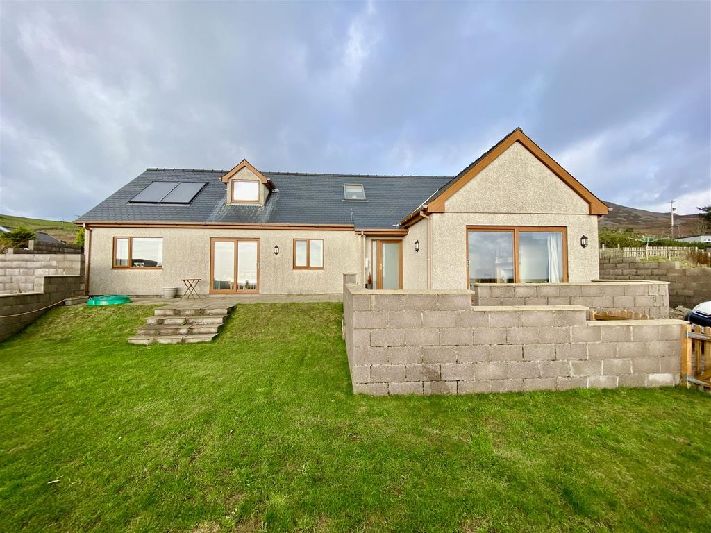 4 bed detached house for sale in Fron Hyfryd Terrace, Llithfaen