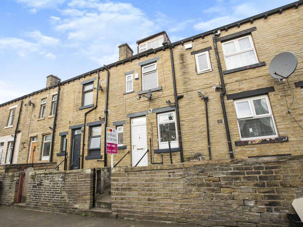 Oak Terrace, Halifax HX1  