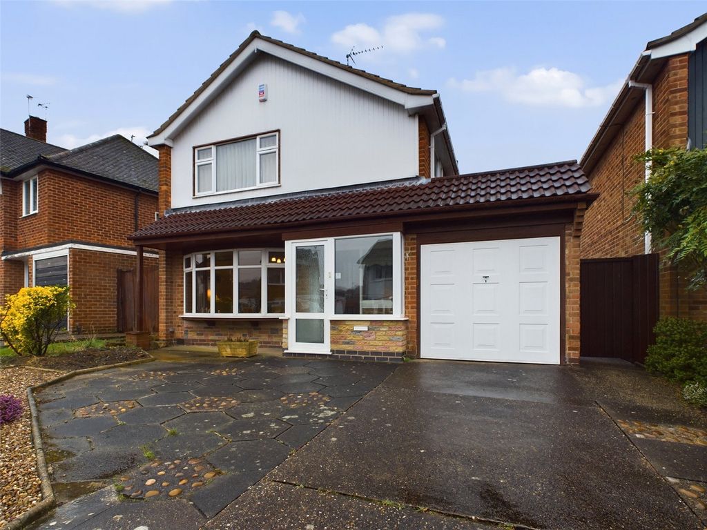 3 bed detached house for sale in Cransley Avenue, Wollaton