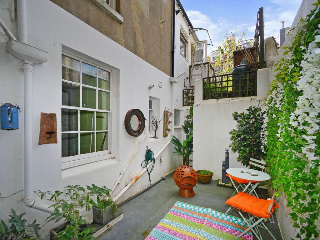 Lansdowne Place, Hove, East Sussex BN3
