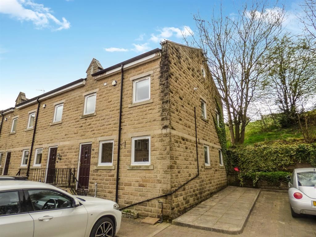 3 bed end terrace house to rent in Weavers Lane, Cullingworth, Bradford