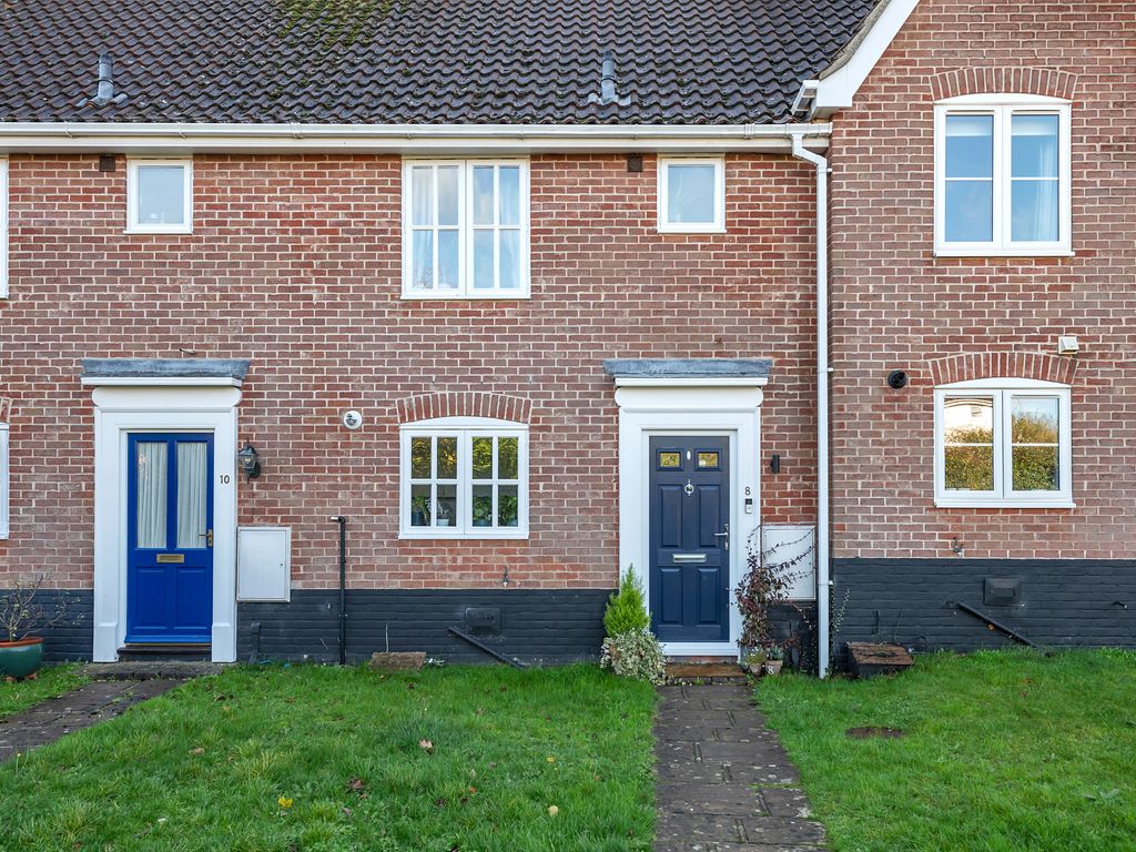 2 bed terraced house for sale in Snowdrop Close, Bury St. Edmunds IP32