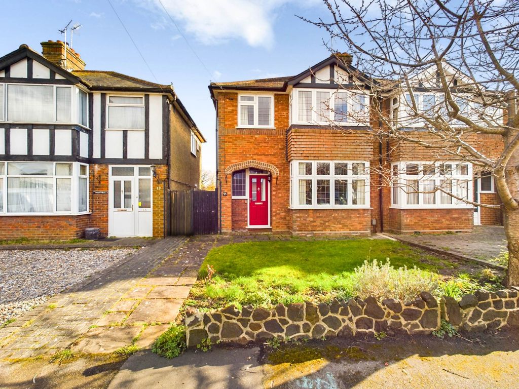 3 bed semidetached house for sale in Castle Park Road, Wendover HP22