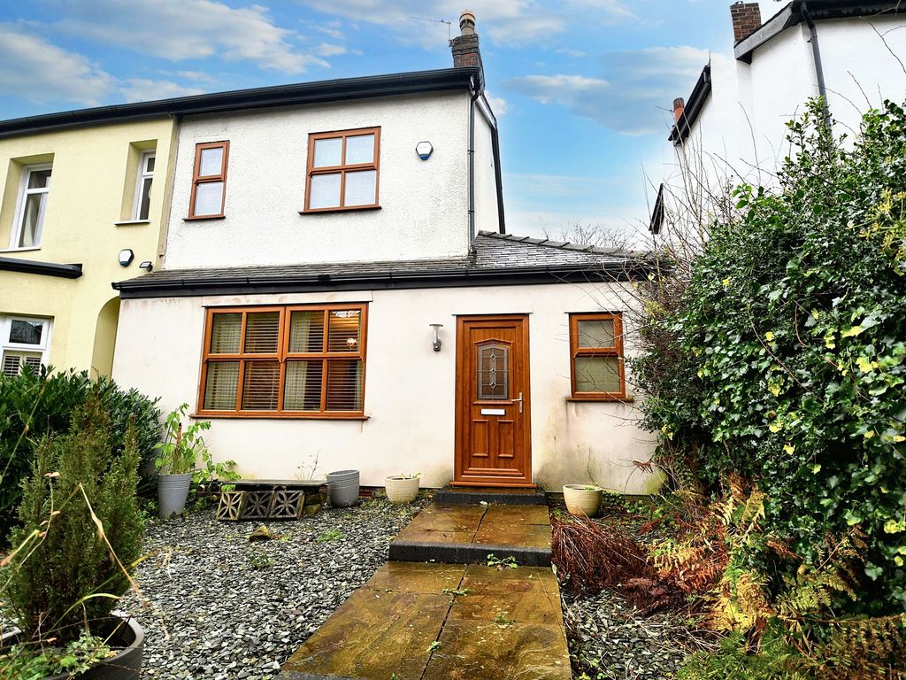 3 bed semidetached house for sale in Rocky Lane, Eccles M30, £410,000