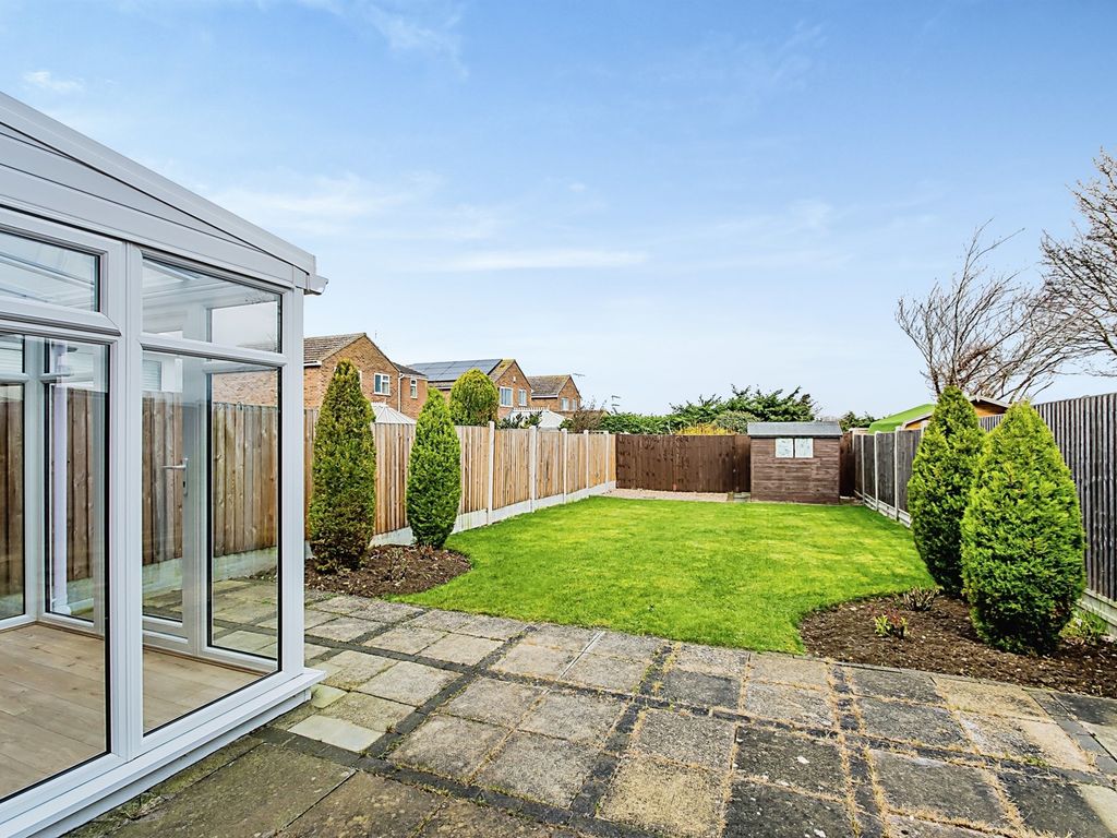 3 bed semidetached house for sale in Edmunds Road, Cranwell Village
