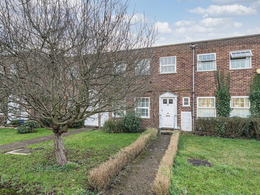 3 bed terraced house for sale in Lancaster Place, Twickenham TW1, £