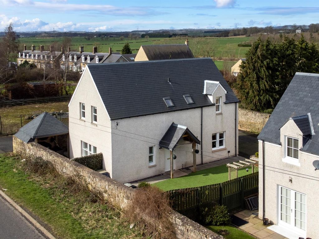 3 bed detached house for sale in Coldstream TD12, £275,000 Zoopla