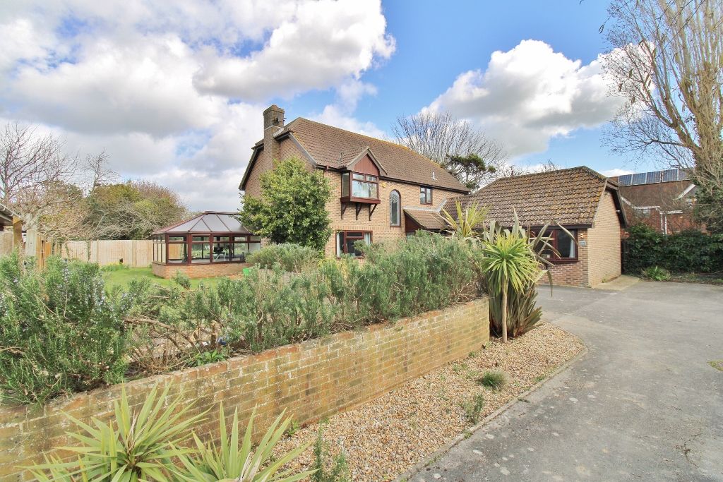 4 bed detached house for sale in Cottes Way, Hill Head, Fareham PO14