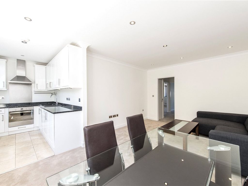 2 bed flat to rent in Arundel Gardens, London W11, £2,500 pcm Zoopla