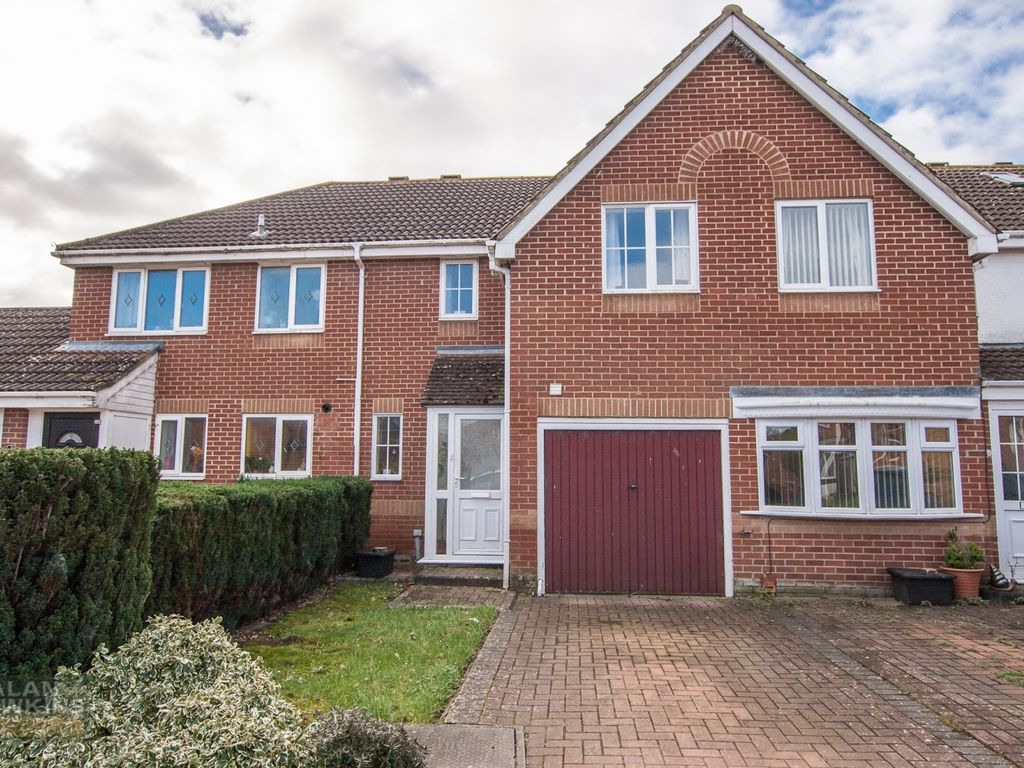 3 bed terraced house to rent in Sycamore Close, Lyneham SN15 Zoopla