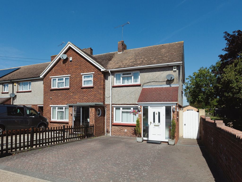 2 bed end terrace house for sale in Dene Holm Road, Northfleet