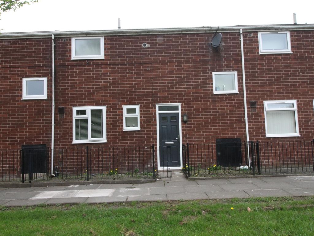 3 bed property for sale in Clayton Lane, Openshaw, Manchester M11, £