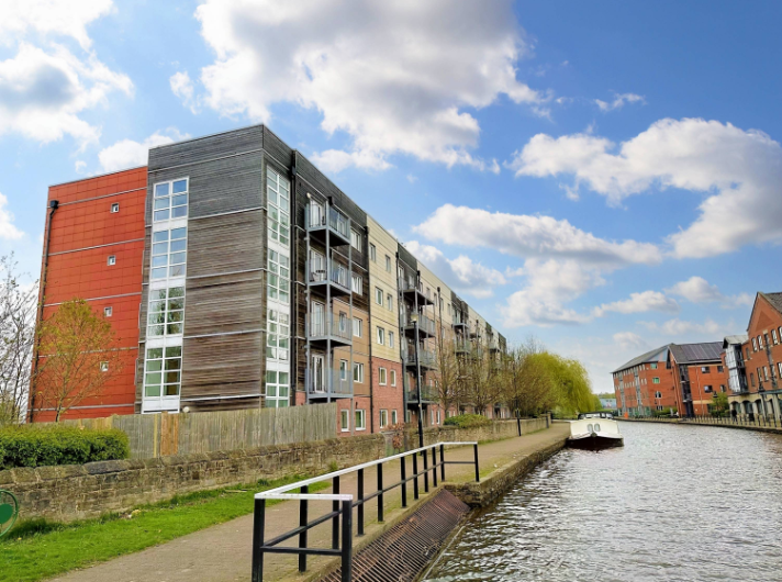 2 bed flat for sale in Heritage Way, Wigan WN3 Zoopla