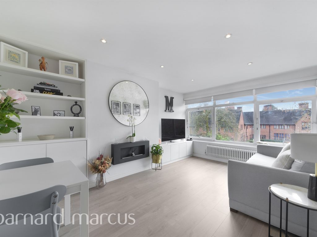 1 bed flat for sale in Augustus Road, Southfields, London SW19, £
