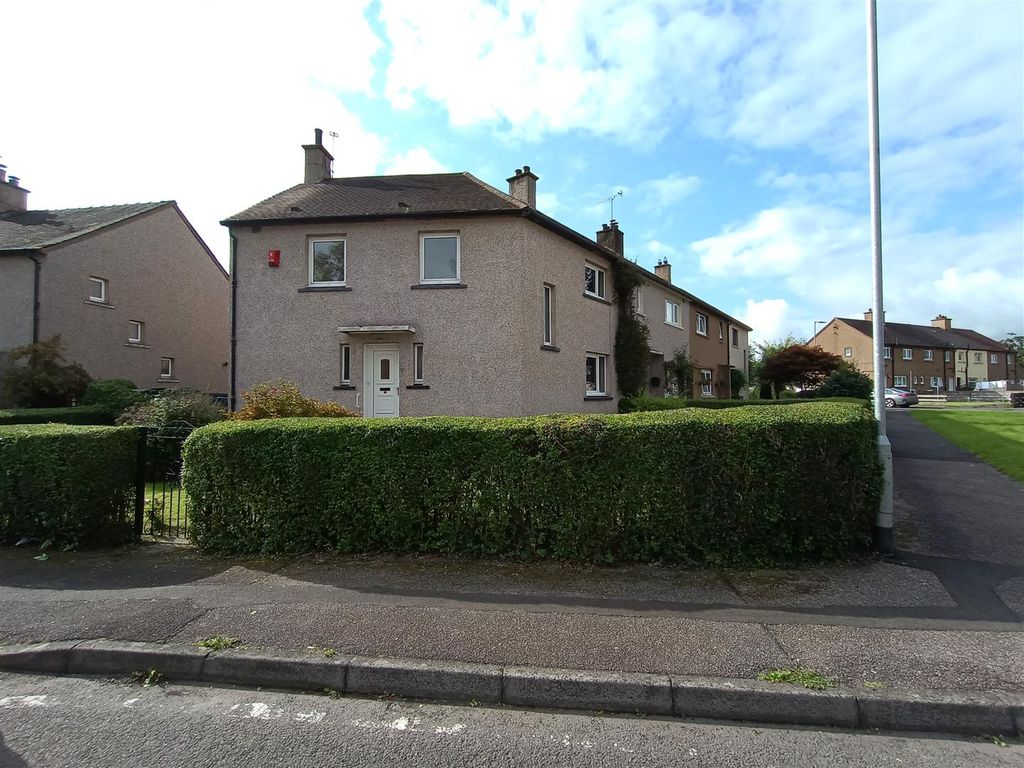 4 bed end terrace house for sale in Dercongal Road, Holywood, Dumfries