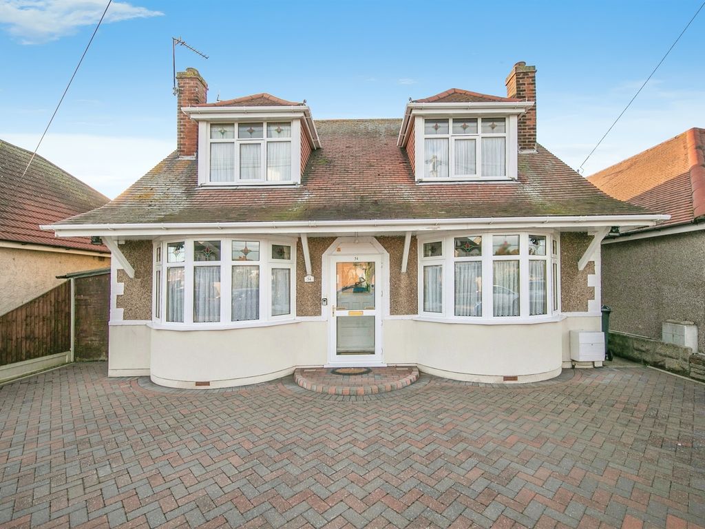 4 bed detached house for sale in Alton Park Road, ClactonOnSea CO15