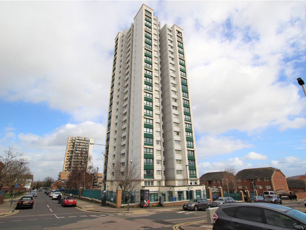 2 bed flat for sale in Glyndon Road, Plumstead, London SE18 Zoopla