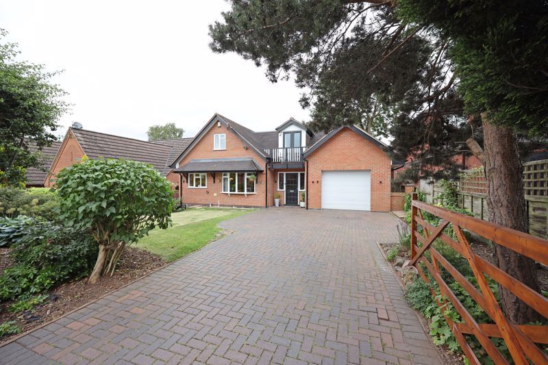 3 bed detached house for sale in Simonburn Avenue, Penkhull, StokeOn