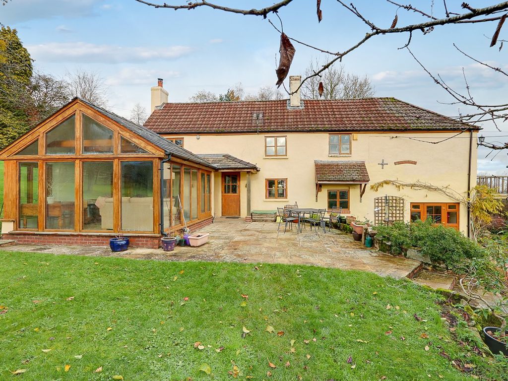 3 bed farm for sale in Nottswood Hill, Longhope, Gloucestershire. GL17