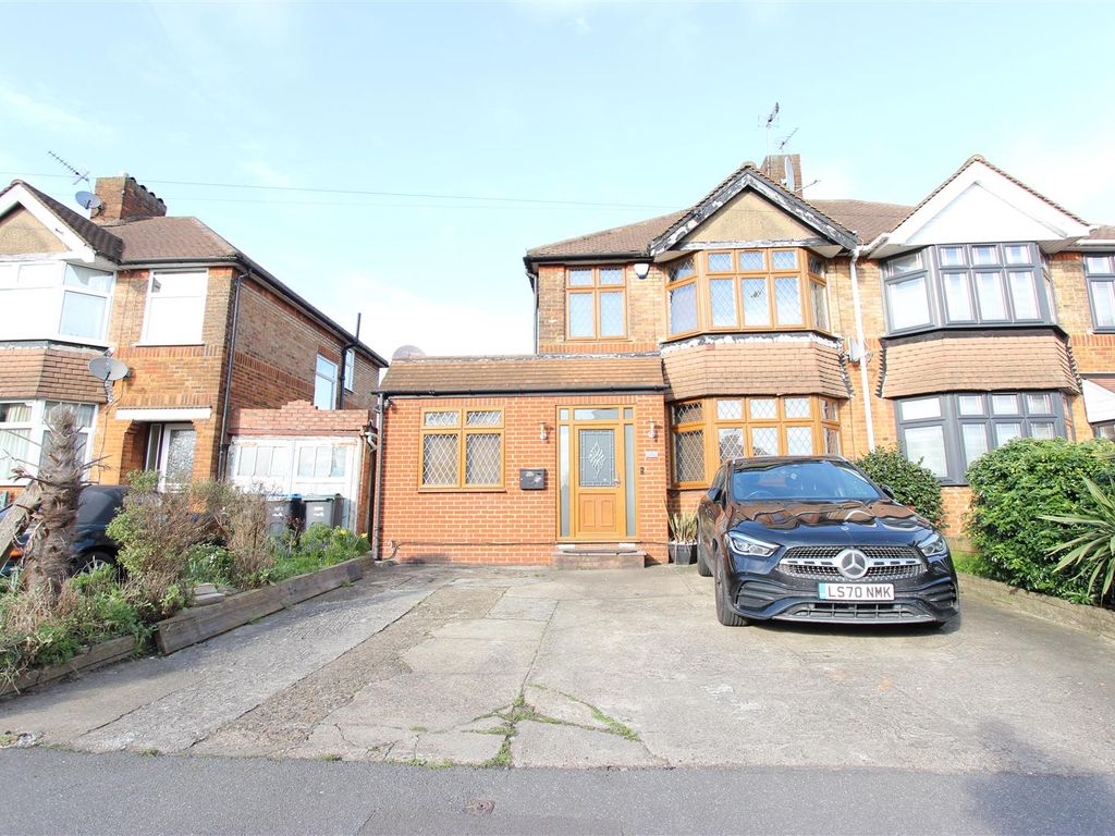 4 bed semidetached house for sale in Bury Street, London N9, £625,000