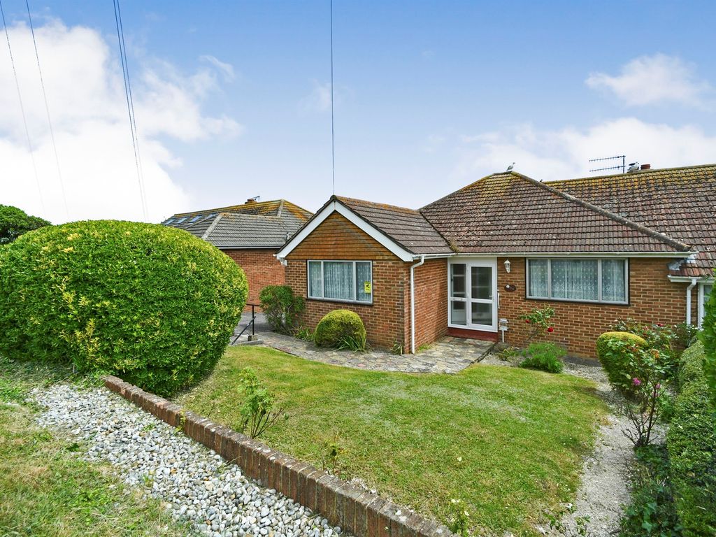 3 bed semidetached bungalow for sale in Lustrells Crescent, Saltdean