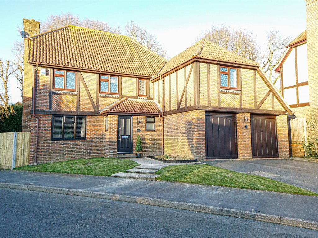 5 bed detached house for sale in Cowdray Park Road, BexhillOnSea TN39