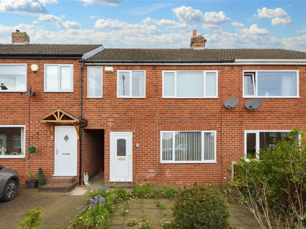 3 bed town house for sale in Haigh Terrace, Rothwell, Leeds, West