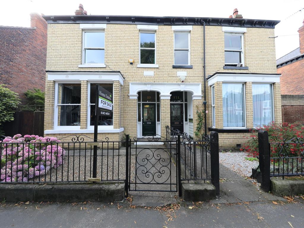 4 bed terraced house for sale in Marlborough Avenue, Princes Avenue